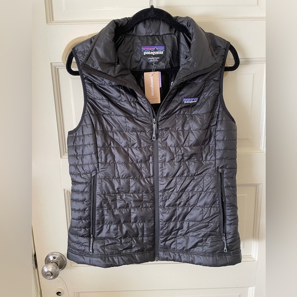 Patagonia Jackets & Blazers - Patagonia Charcoal Quilted Vest
